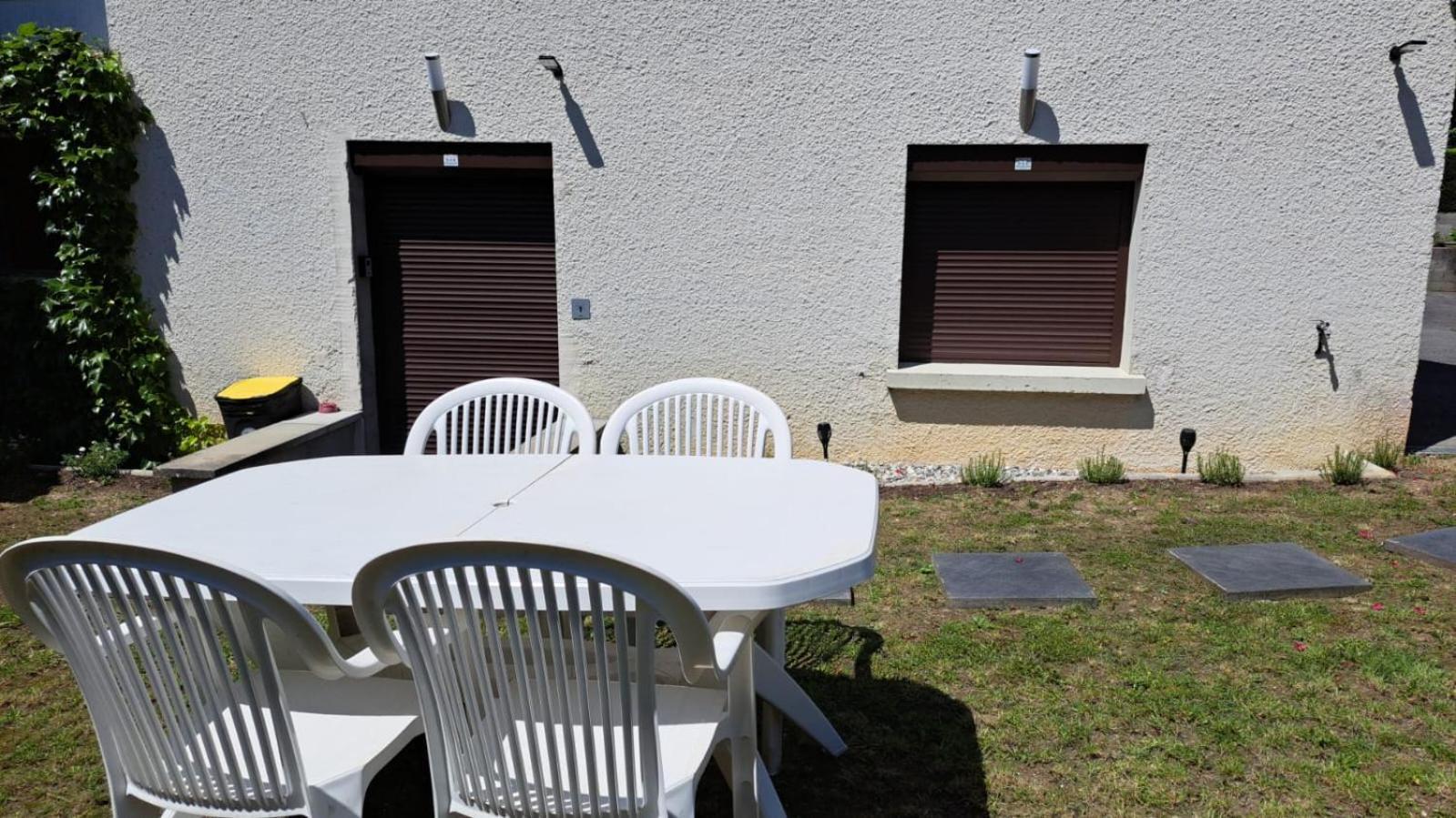 Ferienwohnung Chez Patrick Et Dominique Saint-Pierre-en-Faucigny Exterior foto