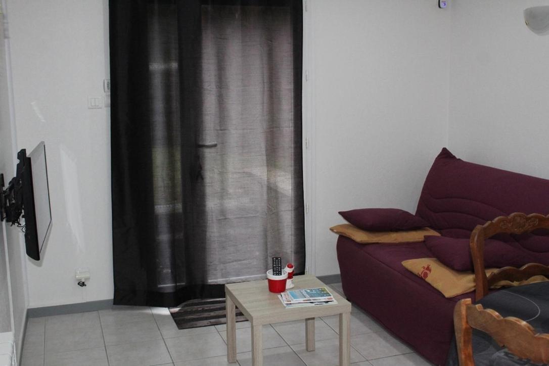 Ferienwohnung Chez Patrick Et Dominique Saint-Pierre-en-Faucigny Exterior foto